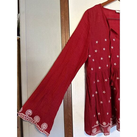 Entro NWOT Maroon Red Blouse Too With Embroidery  Size Small - Picture 4 of 12